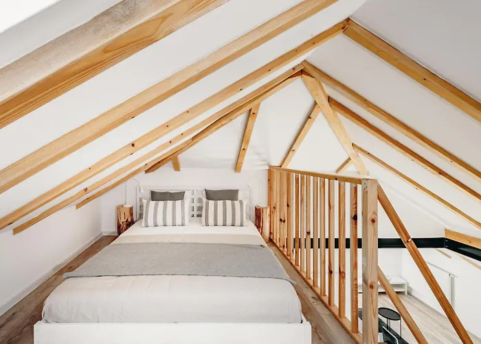 Leszka 2, Self Check In 24h