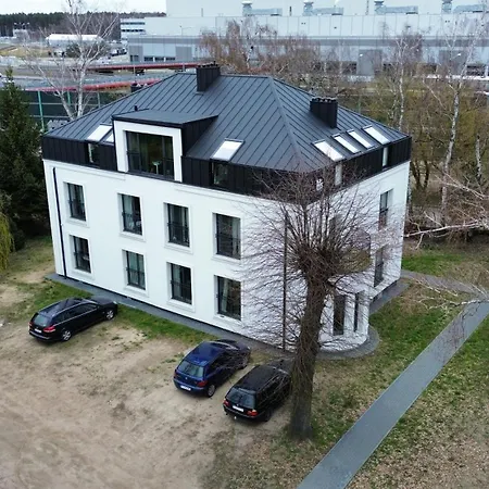 Leszka 2, Self Check In 24h Poznań