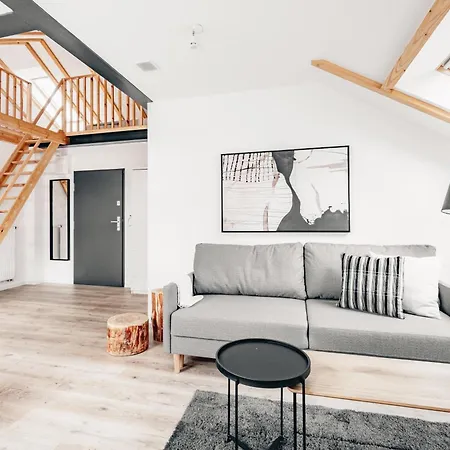 Leszka 2, Self Check In 24h *