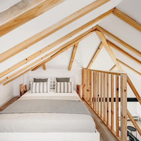 Leszka 2, Self Check In 24h