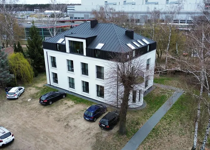 Leszka 2, Self Check In 24h 포즈난